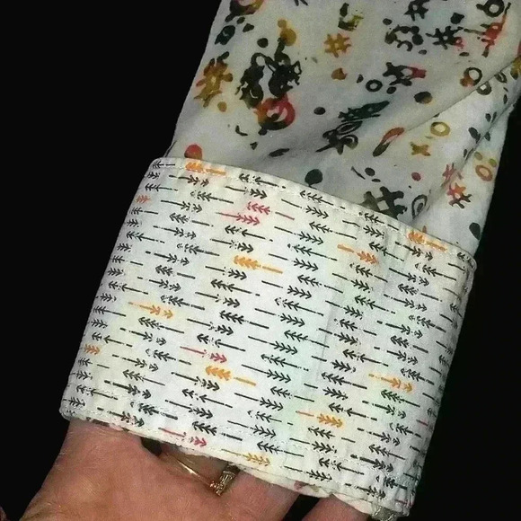 Men's Robert Graham Long Sleeve Button Down Flip Cuff Hyper Novelty Print Shirt - Picture 8 of 8